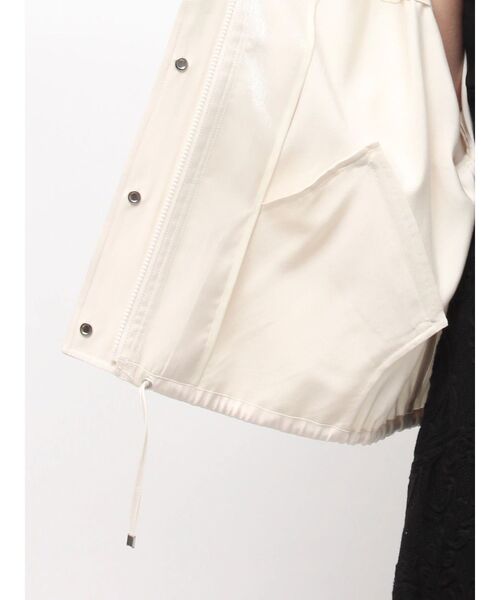 LAGUNAMOON(ラグナムーン)の「コントラストハイネックブルゾン(ブルゾン・レディース・ライトブルー/ホワイト・FREE)」の17枚目の写真