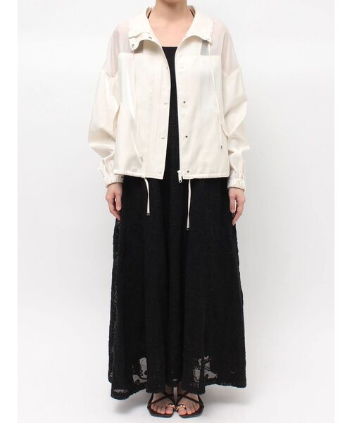 LAGUNAMOON(ラグナムーン)の「コントラストハイネックブルゾン(ブルゾン・レディース・ライトブルー/ホワイト・FREE)」の21枚目の写真