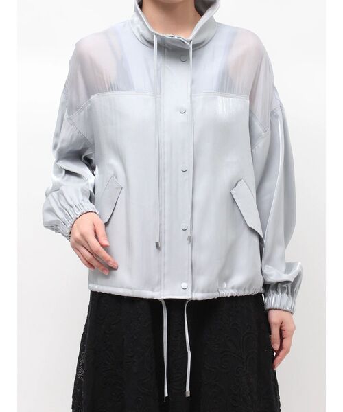 LAGUNAMOON(ラグナムーン)の「コントラストハイネックブルゾン(ブルゾン・レディース・ライトブルー/ホワイト・FREE)」の5枚目の写真