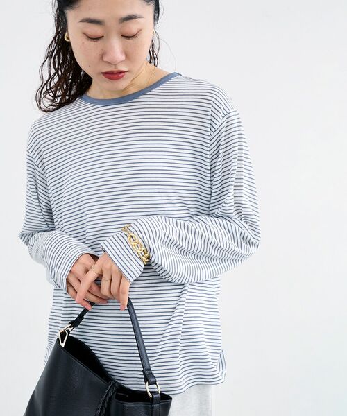 le.coeur blanc（ルクールブラン）の「シアーボーダーカットソー（Tシャツ/カットソー・レディース・ブルー系その他2/ブラック系その他・38）」の4枚目の写真