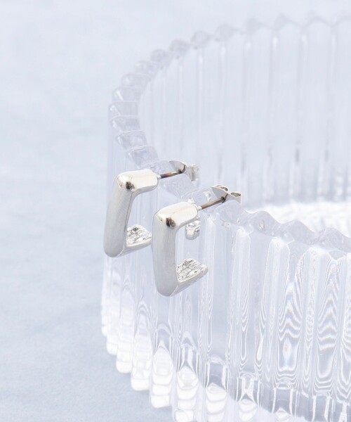 grace grace (グラスグラス)の「【grace grace/グラスグラス】スクエアG型ピアス(ピアス(両耳用)・レディース・ゴールド/シルバー・FREE)」の1枚目の写真