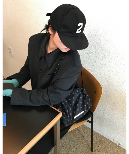 RAWROW（ロウロウ）の「キューブバッグ 772 Dot [2カラー]（ショルダーバッグ・レディース・ベージュ/ドット・FREE）」の3枚目の写真