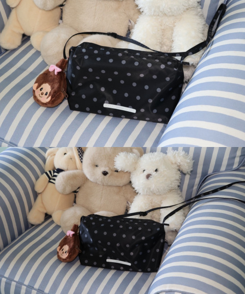 RAWROW（ロウロウ）の「キューブバッグ 772 Dot [2カラー]（ショルダーバッグ・レディース・ベージュ/ドット・FREE）」の8枚目の写真