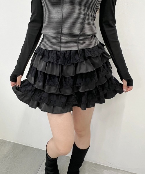 PHILLY(フィリー)の「レースコンビフリルミニスカート(スカート・レディース・アイボリー/ブラック・FREE)」の1枚目の写真