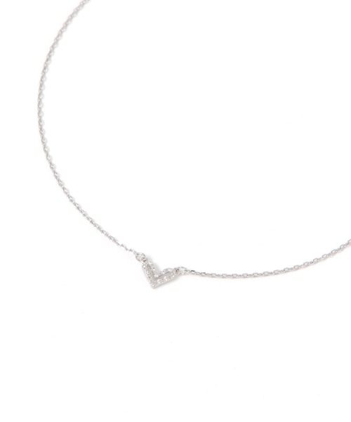 LAKOLE（ラコレ）の「Vハートビジューネックレス / 656313（ネックレス・レディース・梅/その他1・FREE）」の2枚目の写真