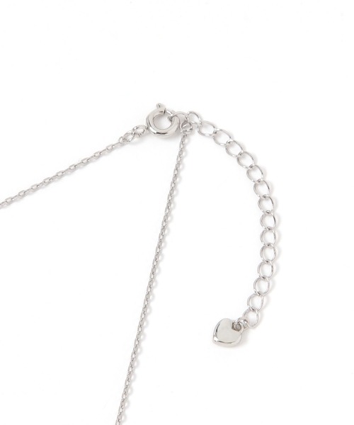 LAKOLE（ラコレ）の「Vハートビジューネックレス / 656313（ネックレス・レディース・梅/その他1・FREE）」の4枚目の写真