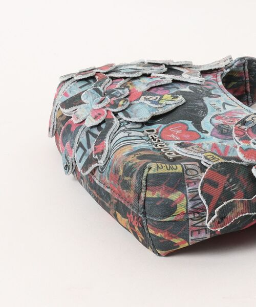 Desigual(デシグアル)の「猫グラフィティフラワーアップリケバッグ(ハンドバッグ・レディース・マルチ・FREE)」の5枚目の写真