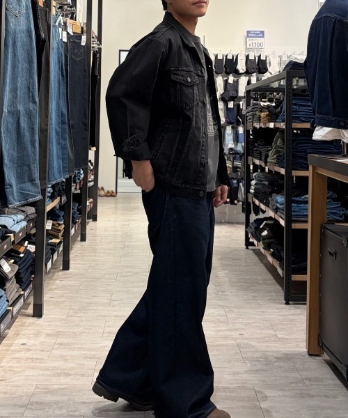 Levi's】リラックスフィット トラッカージャケット (ブラックデニム