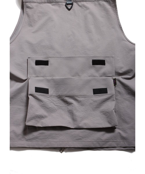 ROTAR（ローター）の「2way Stretch Utility Vest（ベスト・メンズ・ブラック/グレー・MEDIUM/LARGE/X-LARGE）」の16枚目の写真