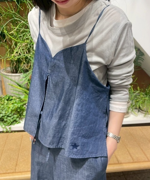CONVERSE TOKYO(コンバーストウキョウ)の「DENIM LAYERED ALL-IN-ONE(つなぎ/オールインワン・レディース・サックスブルー/ネイビー/ブラック・FREE)」の11枚目の写真