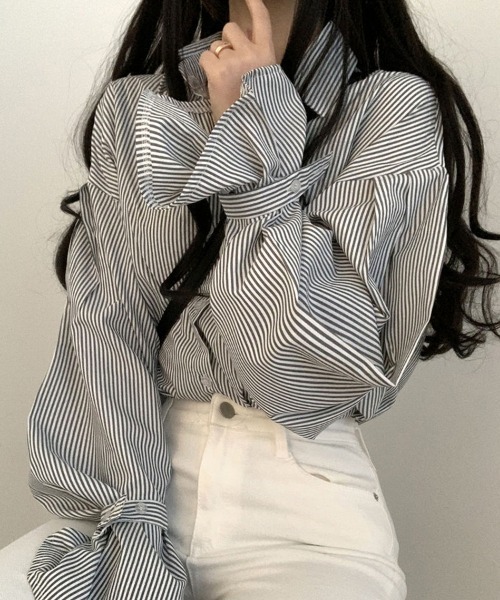 mielu(ミエル)の「ボリュームスリーブストライプシャツ(シャツ/ブラウス・レディース・ブラック/ブルー・LARGE)」の5枚目の写真