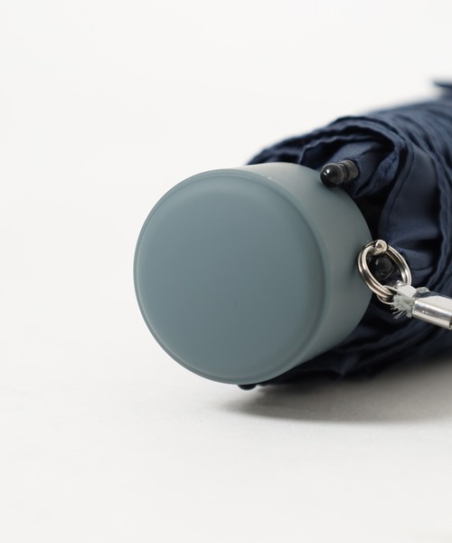 FUNALIVE（ファンアライブ）の「LINEDROPS LINEDROPS 形状記憶　折りたたみ雨傘　58（折りたたみ傘・レディース・ブラック/ネイビー・58cm）」の4枚目の写真