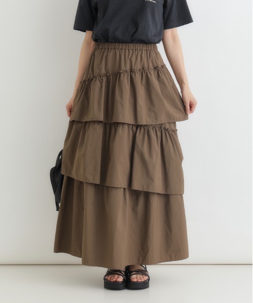 Right-on（ライトオン）の「HONEYSUCKLE ROSE(ハニーサックルローズ)ティアードフリルスカート（スカート・レディース・ブラック/ブラウン・L/M）」の8枚目の写真