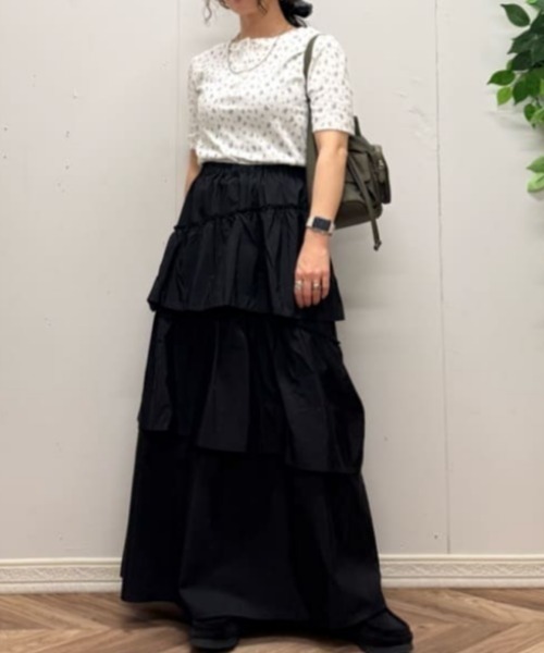 Right-on（ライトオン）の「HONEYSUCKLE ROSE(ハニーサックルローズ)ティアードフリルスカート（スカート・レディース・ブラック/ブラウン・L/M）」の22枚目の写真
