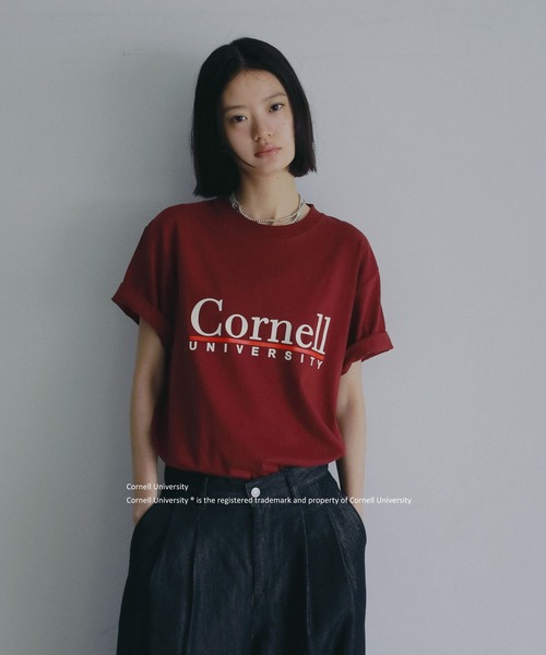 A part by(アパートバイ)の「College_Tシャツ(Tシャツ/カットソー・レディース・チャコールグレー/ボルドー・FREE)」の2枚目の写真