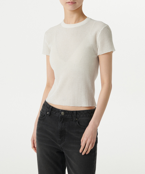 MUSINSA STANDARD WOMAN（ムシンサスタンダードウーマン）の「ウィメンズシアーテクスチャークルネック半袖ニット[アイボリー]（ニット/セーター・レディース・その他・SMALL/X-SMALL/MEDIUM/LARGE）」の3枚目の写真