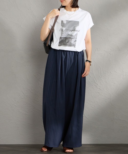 MICA&DEAL（マイカ＆ディール）の「[MICA&DEAL/マイカアンドディール] フレンチスリーブ フォトプリントTシャツ（Tシャツ/カットソー・レディース・ベージュ/ホワイト・F）」の3枚目の写真