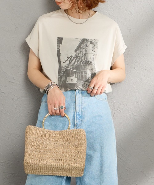 MICA&DEAL（マイカ＆ディール）の「[MICA&DEAL/マイカアンドディール] フレンチスリーブ フォトプリントTシャツ（Tシャツ/カットソー・レディース・ベージュ/ホワイト・F）」の16枚目の写真