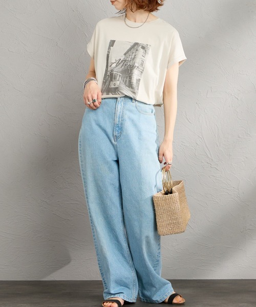 MICA&DEAL（マイカ＆ディール）の「[MICA&DEAL/マイカアンドディール] フレンチスリーブ フォトプリントTシャツ（Tシャツ/カットソー・レディース・ベージュ/ホワイト・F）」の4枚目の写真