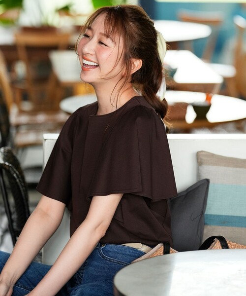 ANY SIS(エニィスィス)の「【シルクタッチさら魅せTシャツ】袖フレア プルオーバー(Tシャツ/カットソー・レディース・オレンジ系/ライラック系/アイボリー系/ダークグリーン系/ダークブラウン系/ブラック系・X-LARGE)」の11枚目の写真