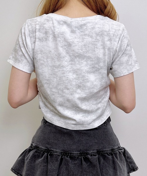 INGNI（イング）の「ムラ染めデニムロゴサイドギャザーTシャツ（Tシャツ/カットソー・レディース・オフホワイト/ブラック/カーキ・M）」の8枚目の写真