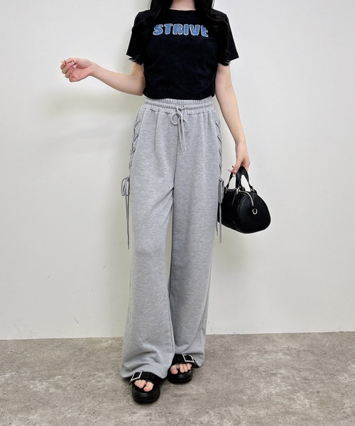 INGNI（イング）の「ムラ染めデニムロゴサイドギャザーTシャツ（Tシャツ/カットソー・レディース・オフホワイト/ブラック/カーキ・M）」の17枚目の写真