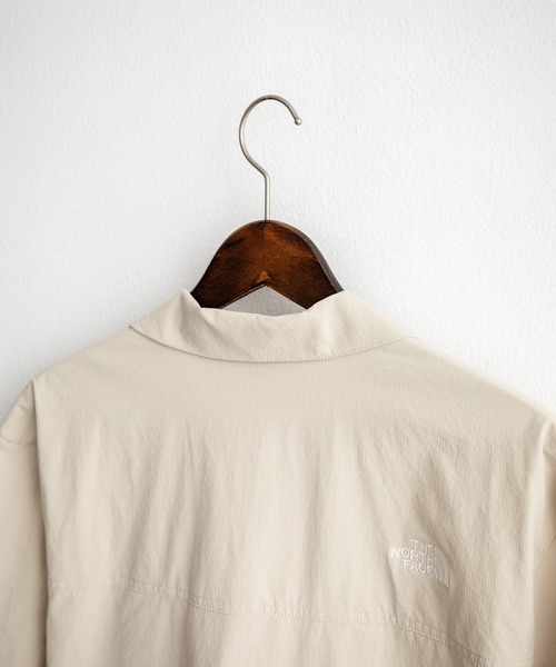 THE NORTH FACE(ザノースフェイス)の「THE NORTH FACE ザ・ノースフェイス M'S KANTE SHIRTS ワンポイントロゴ刺繍胸ポケット付き半袖オープンカラーシャツ(シャツ/ブラウス・メンズ・チャコール/ブラック/ライトベージュ・M/XL/L)」の22枚目の写真