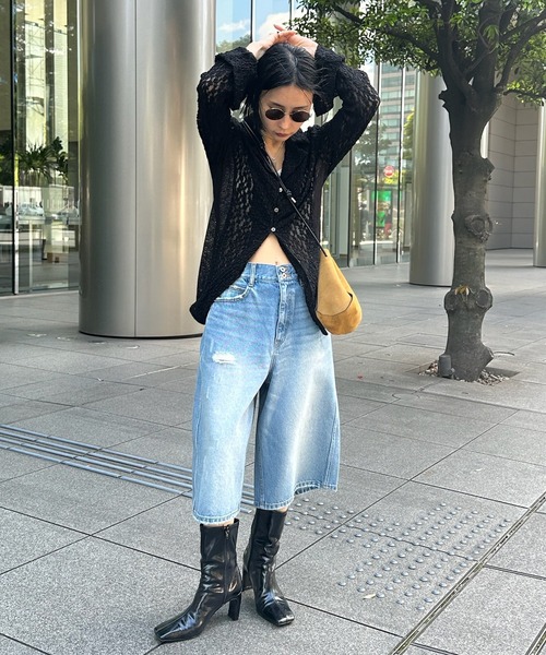 Ameri（アメリ）の「MEDI SHRUNK LACE OPEN COLLAR TOP（シャツ/ブラウス・レディース・スカイブルー/ブラック/アイボリー・FREE）」の20枚目の写真