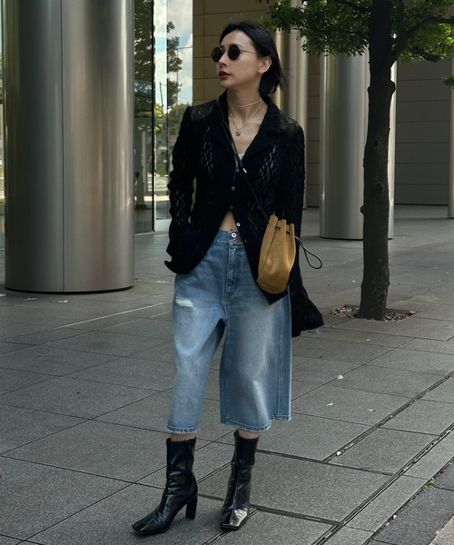 Ameri（アメリ）の「MEDI SHRUNK LACE OPEN COLLAR TOP（シャツ/ブラウス・レディース・スカイブルー/ブラック/アイボリー・FREE）」の22枚目の写真