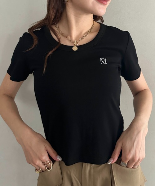 MYMOOD.(マイムード)の「【MYMOOD.オリジナル商品】胸元ワンポイント刺繍コンパクトTシャツ コンパクト刺繍Tee ミニTシャツ(Tシャツ/カットソー・レディース・ホワイト/ネイビー/ブラック・FREE)」の22枚目の写真