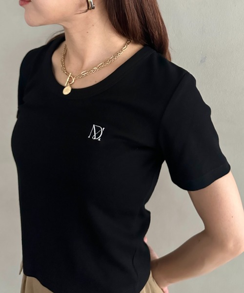 MYMOOD.(マイムード)の「【MYMOOD.オリジナル商品】胸元ワンポイント刺繍コンパクトTシャツ コンパクト刺繍Tee ミニTシャツ(Tシャツ/カットソー・レディース・ホワイト/ネイビー/ブラック・FREE)」の20枚目の写真
