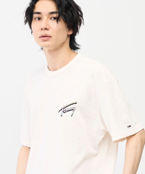 tommy jeans(トミー ジーンズ)の「リラックスフィットノベルティショートスリーブTシャツ(Tシャツ/カットソー・メンズ・グレー/ホワイト/ピンク・MEDIUM/SMALL/X-SMALL/LARGE/X-LARGE)」の9枚目の写真