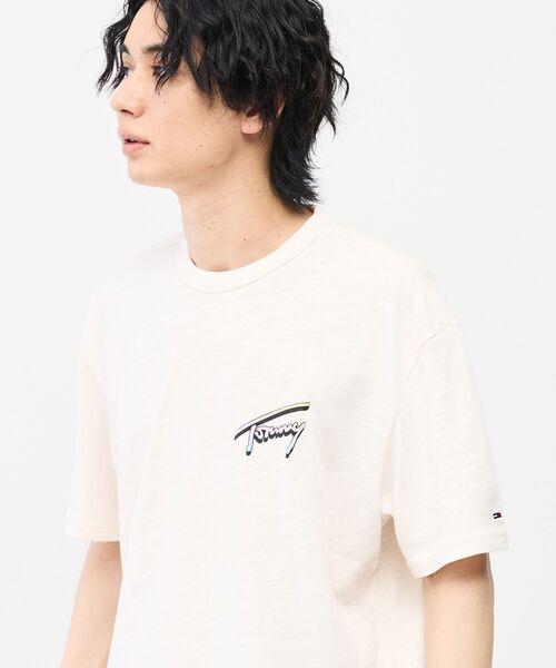 tommy jeans(トミー ジーンズ)の「リラックスフィットノベルティショートスリーブTシャツ(Tシャツ/カットソー・メンズ・グレー/ホワイト/ピンク・MEDIUM/SMALL/X-SMALL/LARGE/X-LARGE)」の10枚目の写真