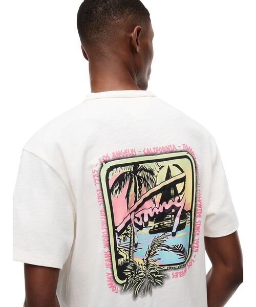 tommy jeans(トミー ジーンズ)の「リラックスフィットノベルティショートスリーブTシャツ(Tシャツ/カットソー・メンズ・グレー/ホワイト/ピンク・MEDIUM/SMALL/X-SMALL/LARGE/X-LARGE)」の19枚目の写真
