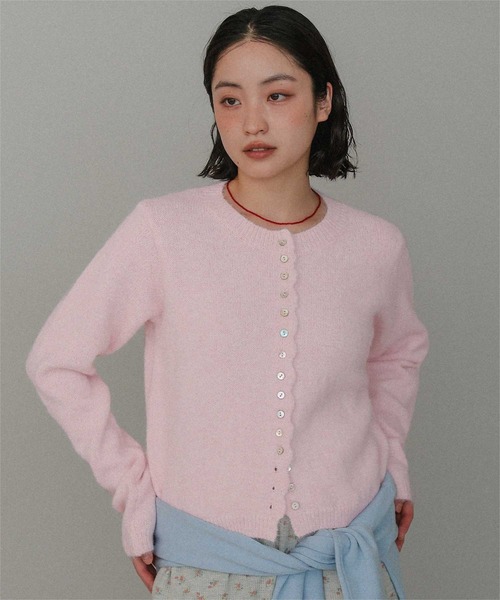 miette(ミエット)の「メニーボタンシャギーニットカーディガン(カーディガン/ボレロ・レディース・レッド/ライトピンク/ブラウン/チャコール・FREE)」の19枚目の写真