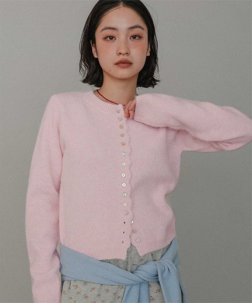 miette(ミエット)の「メニーボタンシャギーニットカーディガン(カーディガン/ボレロ・レディース・レッド/ライトピンク/ブラウン/チャコール・FREE)」の22枚目の写真