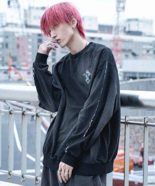 gibous(ギボス)の「gibous/ギボス/snake cross trainer(スウェット・レディース・ブラック・L/M)」の2枚目の写真