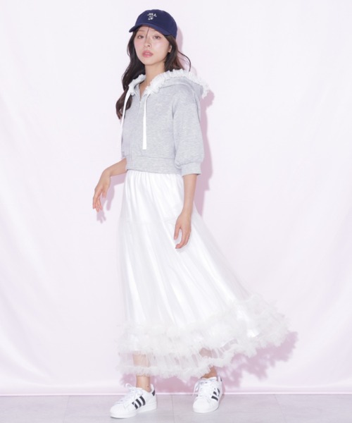 JILL by JILL STUART(ジルバイジルスチュアート)の「裾フリルチュールスカート(スカート・レディース・ホワイト/グレー/ベージュ・FREE)」の2枚目の写真