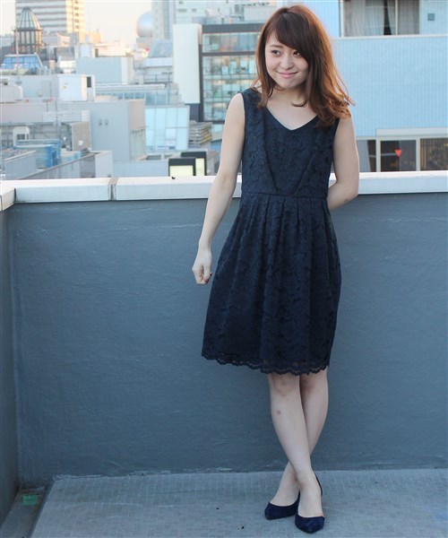 LIMITLESS LUXURY（リミットレスラグジュアリー）の「LEIRION DRESS◆（ワンピース・レディース・ネイビー/サックスブルー/ホワイト・36/38）」の10枚目の写真