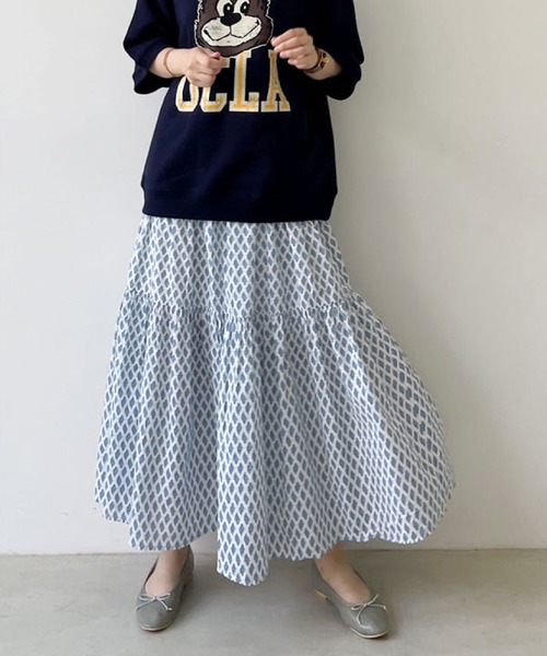 2ly2(トゥーリートゥー)の「総柄ティアードロングスカート フレアスカート ウエストゴム マキシ丈(スカート・レディース・グリーン/ホワイト・FREE)」の18枚目の写真