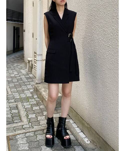 MURUA(ムルーア)の「ジャケットライクミニワンピース(ワンピース・レディース・ブラック/ベージュ・1/2)」の15枚目の写真