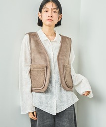 リバーシブルショート丈ムートンベスト