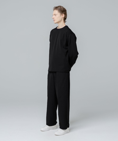 SPU(スプ)の「【セットアップ対応】多機能素材ナイロン【URBAN FLEXOR】【防しわ、ストレッチ、ウォッシャブル、抗ピリング】 Essential Pullover L/S(Tシャツ/カットソー・メンズ・チャコール/グレイッシュベージュ/ネイビー/ブラック・S/M/L/XL)」の8枚目の写真