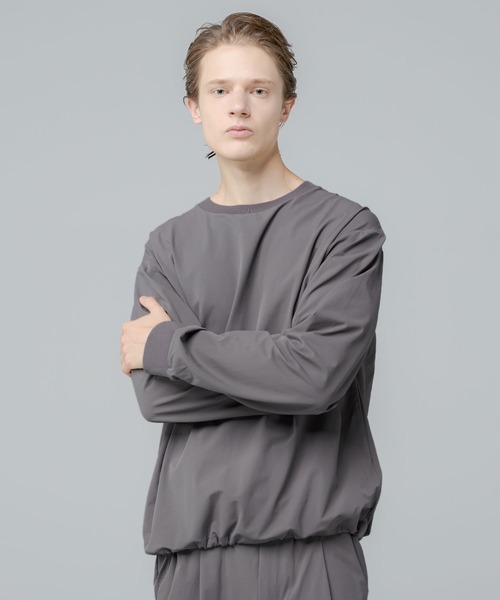 SPU(スプ)の「【セットアップ対応】多機能素材ナイロン【URBAN FLEXOR】【防しわ、ストレッチ、ウォッシャブル、抗ピリング】 Essential Pullover L/S(Tシャツ/カットソー・メンズ・チャコール/グレイッシュベージュ/ネイビー/ブラック・S/M/L/XL)」の21枚目の写真