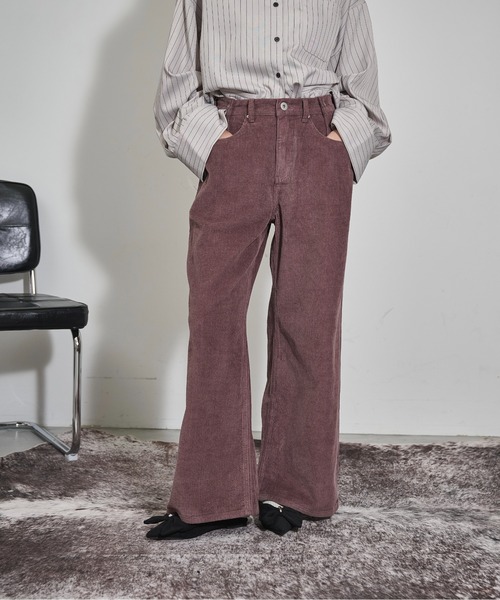 THE YOn(ザヨン)の「ウエストタックコーデュロイパンツ(その他パンツ・レディース・ブラウン/プラム/クリーム・M/S)」の3枚目の写真