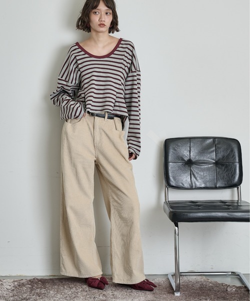 THE YOn(ザヨン)の「ウエストタックコーデュロイパンツ(その他パンツ・レディース・ブラウン/プラム/クリーム・M/S)」の1枚目の写真