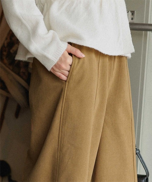 titivate(ティティベイト)の「裏起毛コーデュロイイージーパンツ(その他パンツ・レディース・アイボリー/キャメル/チャコール/ダークブラウン・L/S/SP/M)」の20枚目の写真