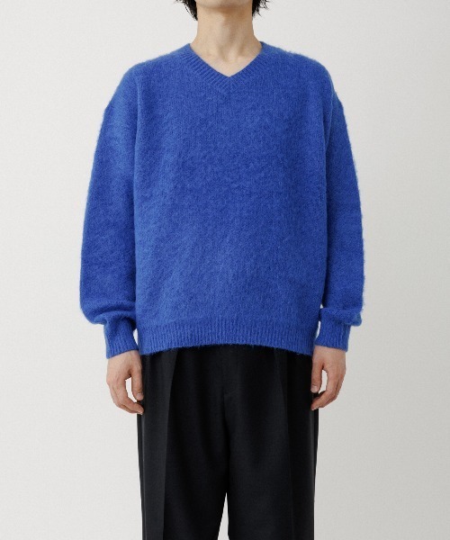 ADAM ET ROPE'（アダムエロペ）の「モヘアミックスVネックプルオーバー（ニット/セーター・メンズ・レッド/ブルー/カーキ/ブラック・L/M）」の3枚目の写真