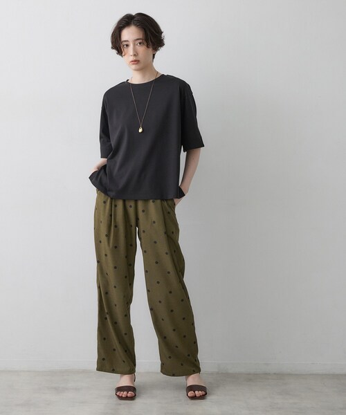 Dessin(デッサン)の「【汗シミ防止/UVカット】配色スリーブ 五分袖プルオーバー(Tシャツ/カットソー・レディース・グレー系4/ブラック系4/ワイン系1/ブラウン系その他5・02/01/03)」の22枚目の写真
