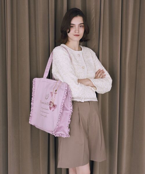 Maison de FLEUR(メゾンドフルール)の「サテンフリルスクエアトートバッグ(トートバッグ・レディース・ピンク系その他2/ピンク/ブラック・FREE)」の6枚目の写真